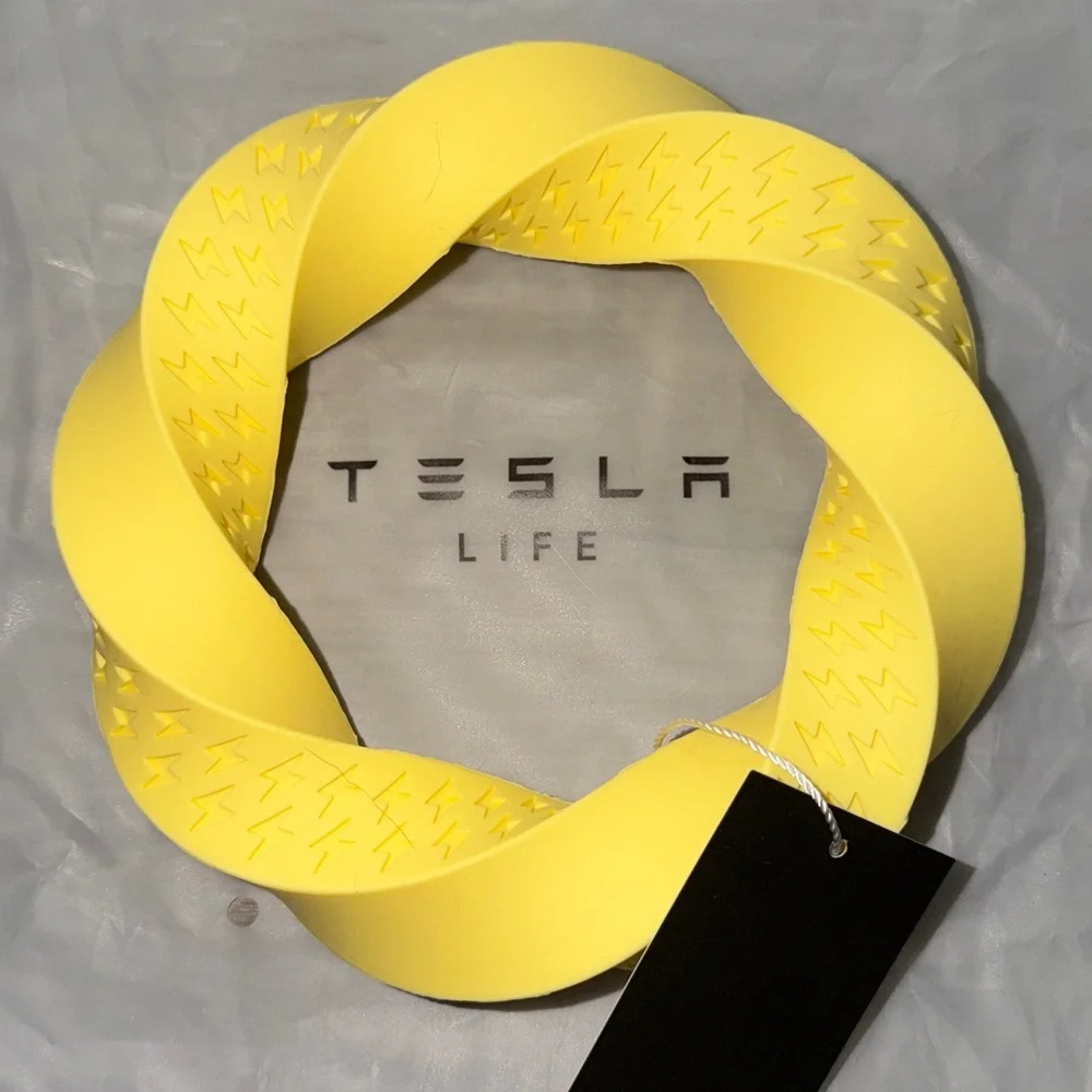 Tesla Life dog toys